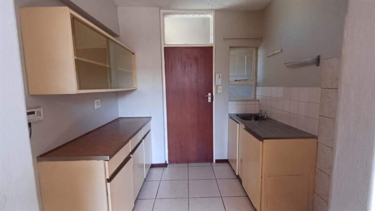 SAVF JOHANNA RAATH property image 2